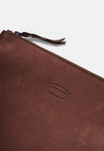 Load image into Gallery viewer, Liti Clutch Bag Chestnut
